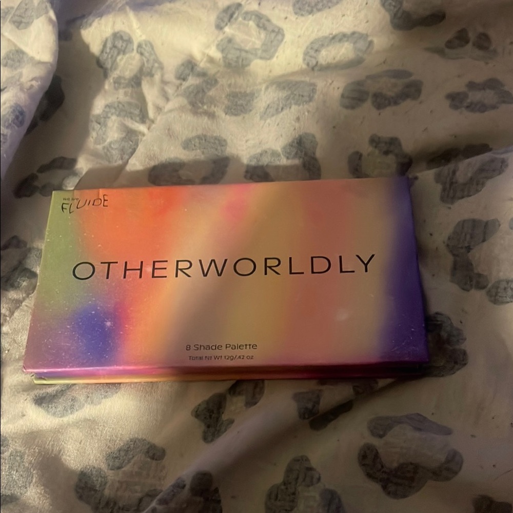 Fluide Expressive Multicolor Eyeshadow Palette